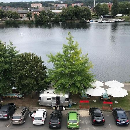 شقة Studio Vue Sur Meuse نامور المظهر الخارجي الصورة